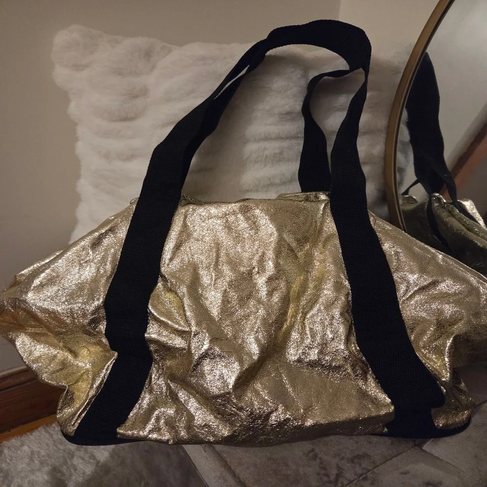 Women's Victoria's Secret Metallic Gold & Black Fold up zipper Tote Bag LooksNEW